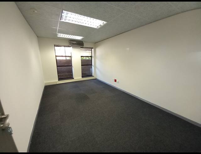 324M² OFFICE TO LET IN HURLINGHAM
